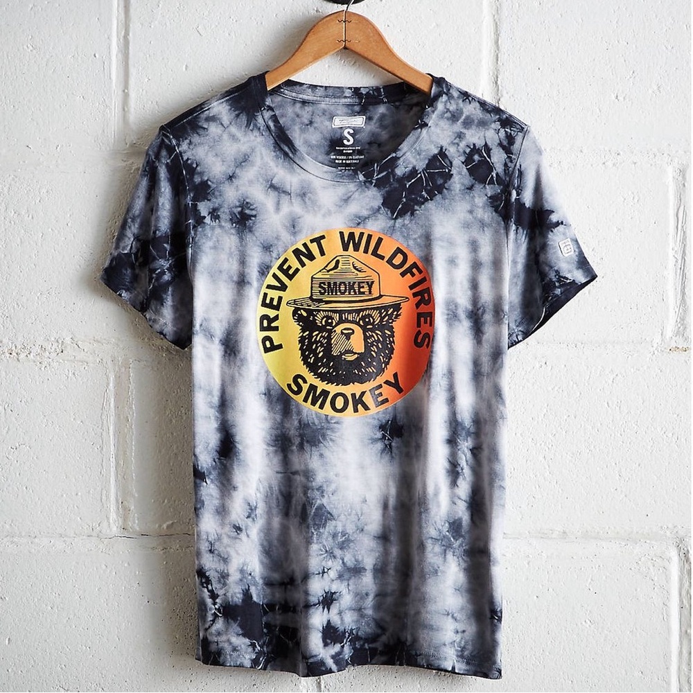 AE Tailgate Collection Smokey The Bear Tie-Dye Tee